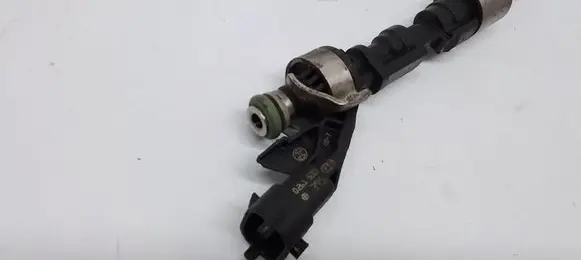 Volvo V70 Fuel injector BM5G9F593BB