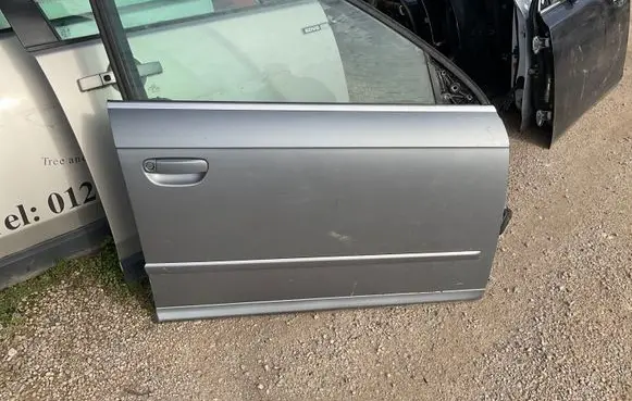 Audi A4 S4 B7 8E 8H Front door