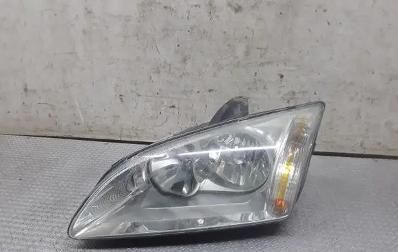 Ford Focus Headlight/headlamp