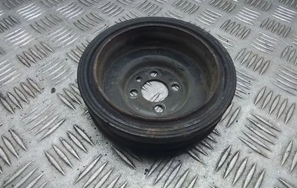 Seat Alhambra (Mk2) Crankshaft pulley 038105243M