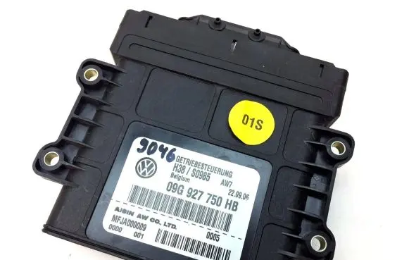Volkswagen PASSAT CC Gearbox control unit/module 09G927750HB
