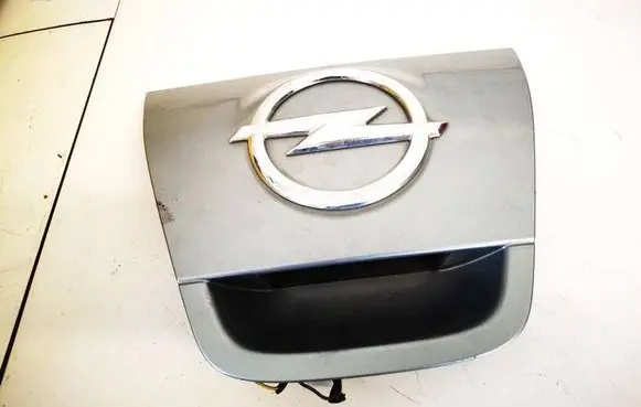 Opel Astra J Trunk door license plate light bar 13271374 00321228041