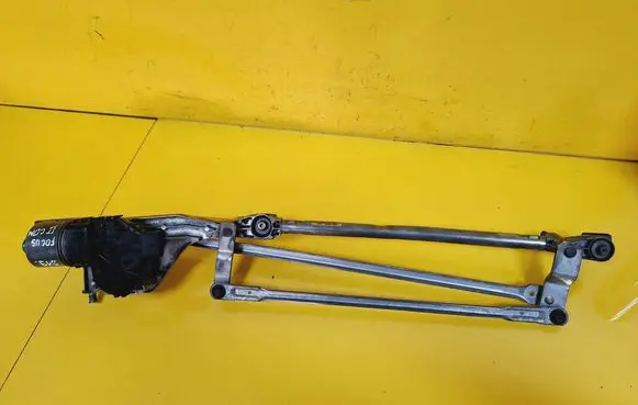 Front wiper linkage and motor
