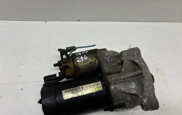 Peugeot 206 Starter motor D6RA109