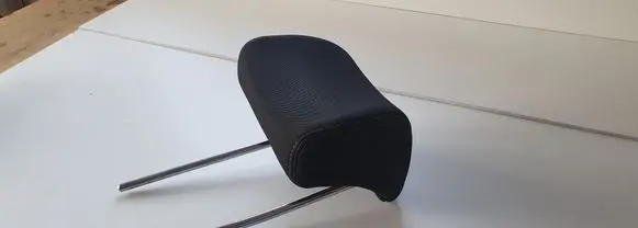 Hyundai i30 Rear seat headrest 