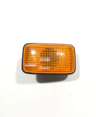 Nissan X-Trail T30 Front fender indicator light 6R019525 E13013192