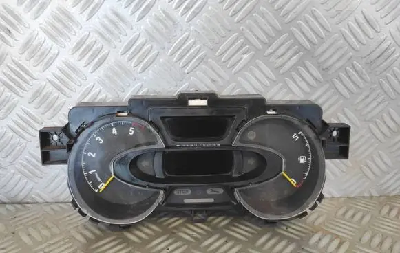 Opel Vivaro Speedometer (instrument cluster) 248104879R VPDRRF10849GF
