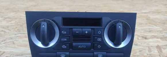 Audi A3 S3 8P Climate control unit 8P0820043AG