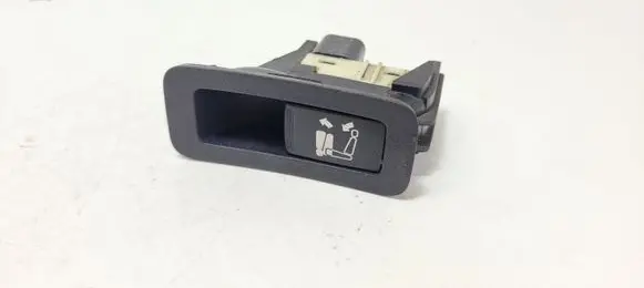 Mitsubishi Outlander Seat control switch 8610A048