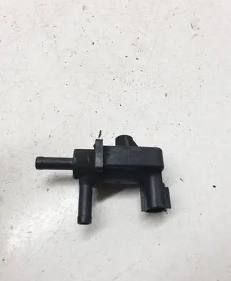Vacuum valve