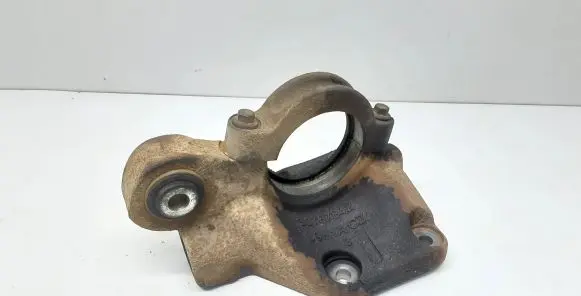 Volvo V60 Driveshaft support bearing bracket 30787842