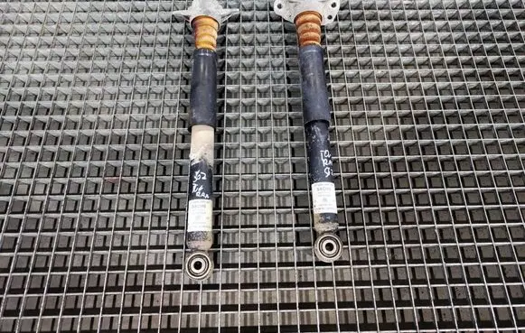 Volkswagen Touran II Rear shock absorber/damper 1T0513029RAOP1136 1T0513029R
