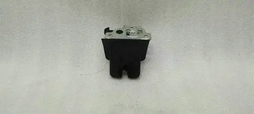 Audi A3 S3 8V Tailgate boot lock/latch motor 8R0827505