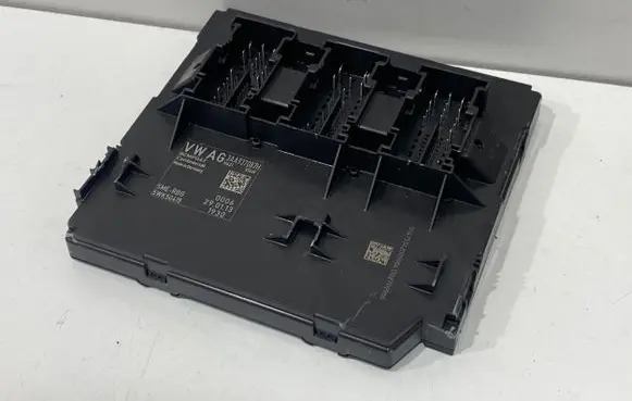 Volkswagen PASSAT B7 Comfort/convenience module 3AA937087H BCMPQ47 5WK50415