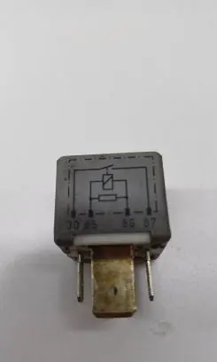 Volkswagen Sharan Other relay 8D0951253 370