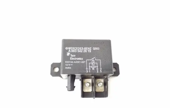 Mercedes-Benz C W204 Other relay A0035422619