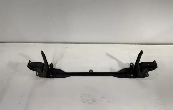 Mercedes-Benz S W116 Radiator mount bracket A22162008