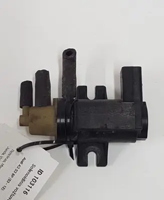 Audi A3 S3 8P Turbo solenoid valve 1K0906627A 70086800 08T151