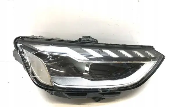 Audi A4 S4 B9 8W Headlight/headlamp