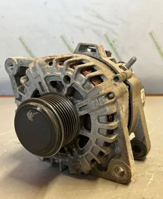 Hyundai i20 Active Generator/alternator 3730003365 135V130A 2713331