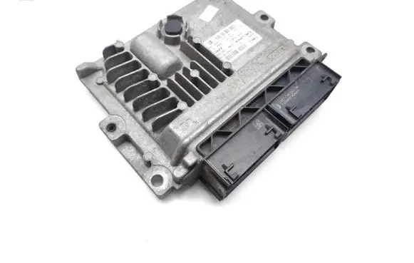 Ford Mondeo MK V Engine control unit/module DS71-12B684-XC 28575336 HS7A-12A650-CBA
