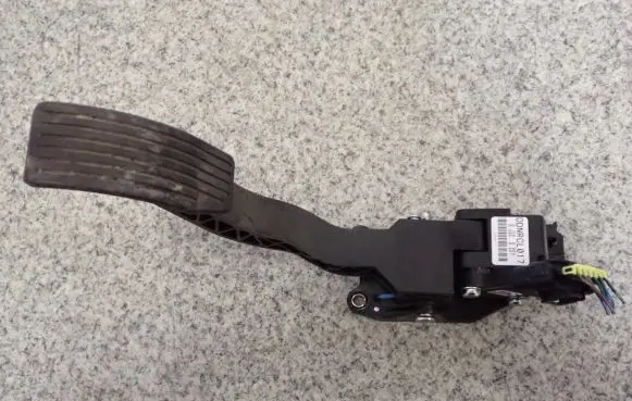 Hyundai Matrix Pedal assembly 