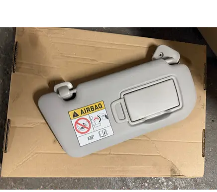 Sun visor