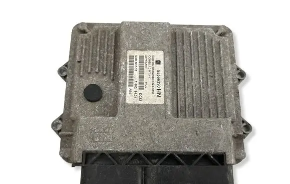 Opel Combo C Engine control unit/module 55566390 7160018401 6P7S252K