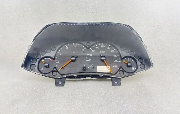 Speedometer (instrument cluster)