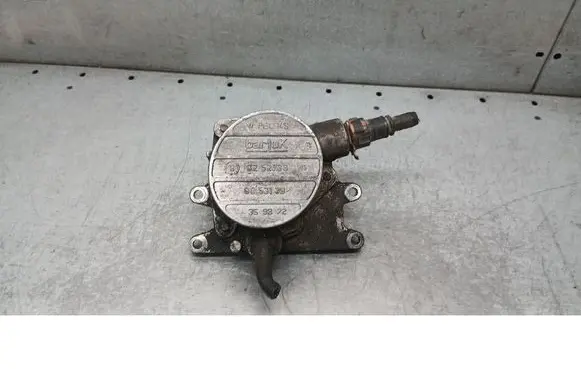 Opel Vectra B Vacuum pump 9053139