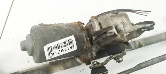 Chevrolet Captiva Wiper motor 