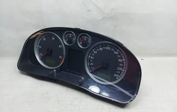 Speedometer (instrument cluster)