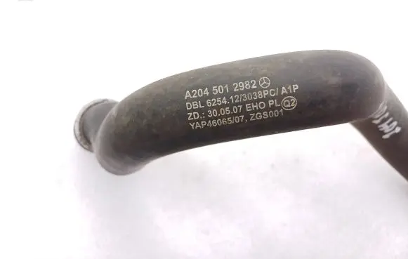 Mercedes-Benz E W212 Engine coolant pipe/hose A2045012982
