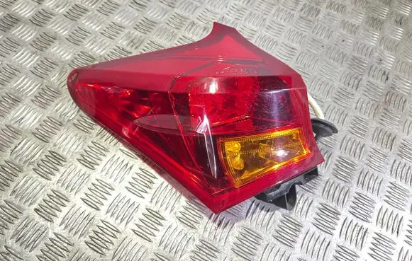Toyota Auris E180 Rear/tail lights 8155602730