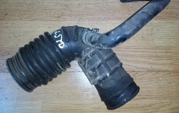 Nissan Navara D22 Intercooler hose/pipe