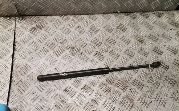 Jeep Patriot Tailgate/trunk strut/damper 05054353ar