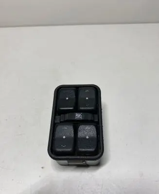 Opel Zafira A Electric window control switch 13363401 90561086