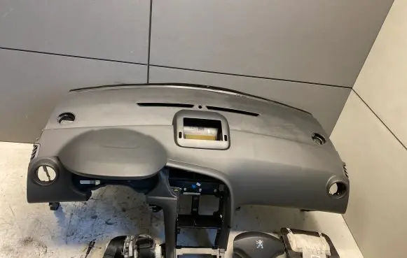Peugeot 3008 I Airbag set with panel 9803188580 967641252