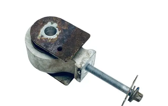 Mercedes-Benz GLC C253 Rear differential mounting bracket A2053503800