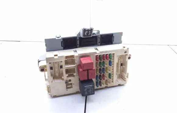 Fiat Stilo Relay mounting block 46797600 C106