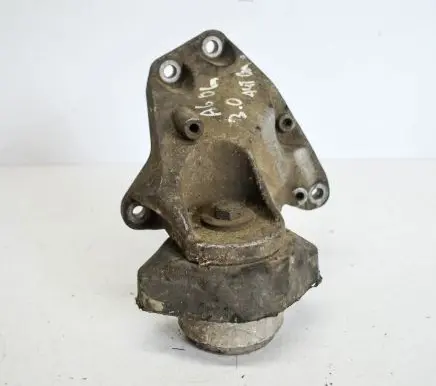 Audi A6 S6 C6 4F Engine mounting bracket 4F0399113B