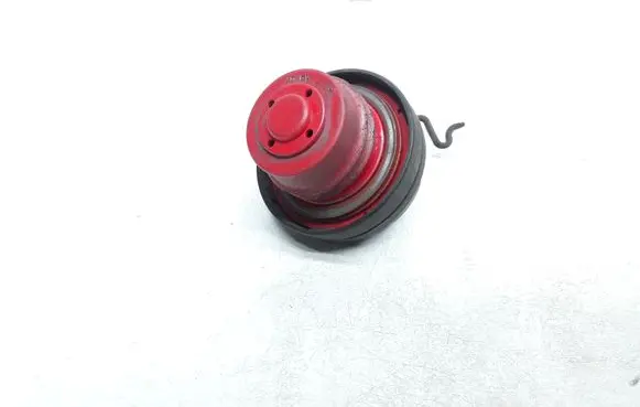 Volvo XC70 Fuel tank filler cap 