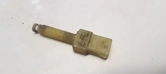 Audi A6 S6 C5 4B Brake pedal sensor switch 443945515