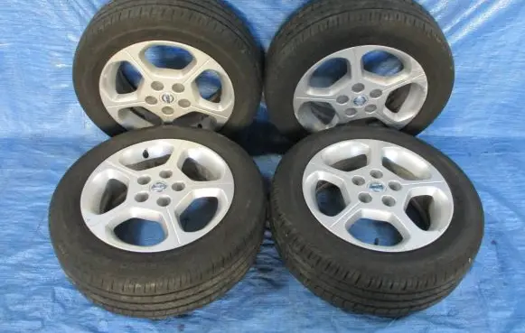 Nissan Qashqai+2 R16 alloy rim 