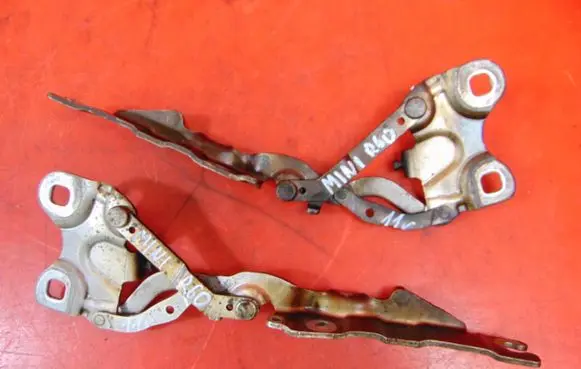 Mini Cooper Countryman R60 Engine bonnet/hood hinges