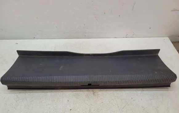 Volkswagen PASSAT B6 Trunk/boot sill cover protection 3C5863459