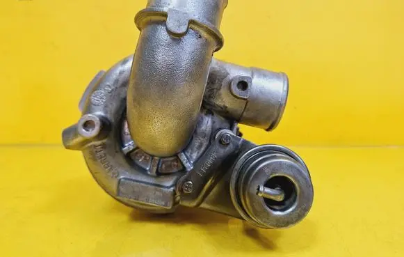 Mercedes-Benz Vito Viano W638 Turbo A6110961399