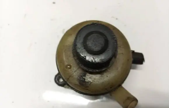 Nissan Micra Power steering fluid tank/reservoir 