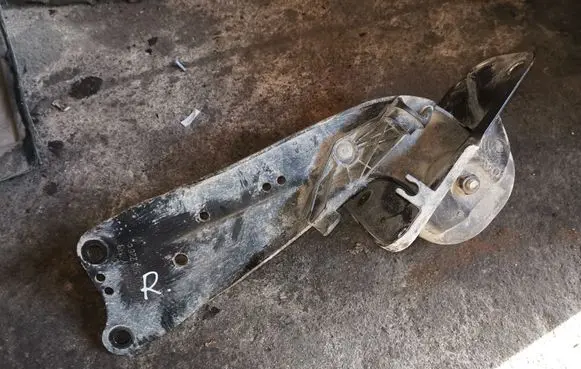 Skoda Octavia Mk3 (5E) Rear upper control arm/wishbone 5Q0505226C