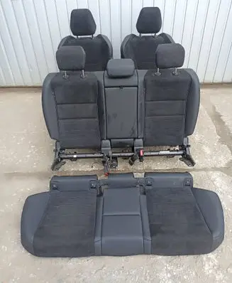 BMW X1 U11 Seat set 